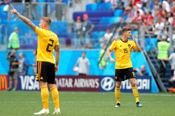 并将防守反 并将防守反